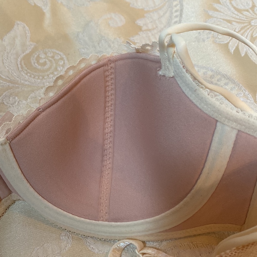 NWOT b.tempt’d by Wacoal lace overlay bra - Picture 4 of 6